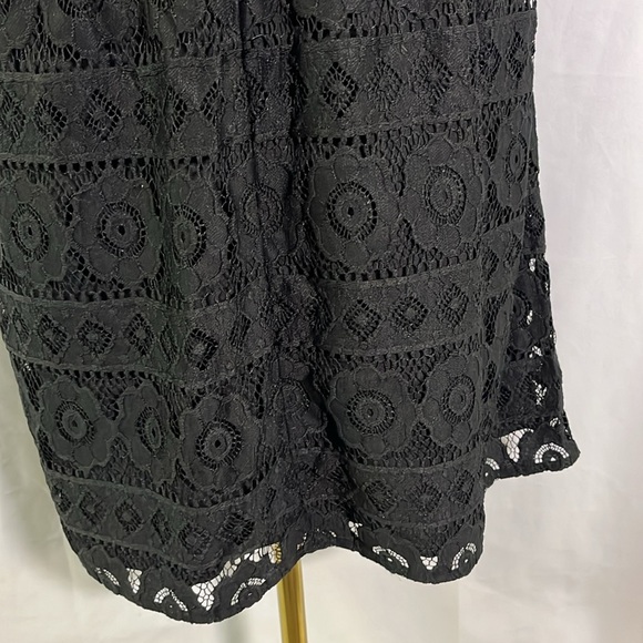 LOFT Black Floral Lace Round Neck Short Sleeve A-Line Dress - Picture 14 of 16